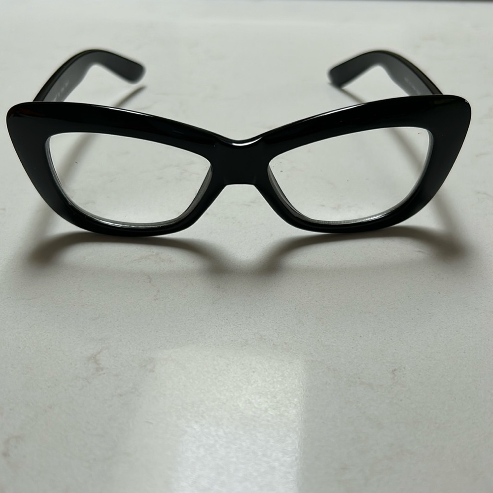 A.J. Morgan eye glasses